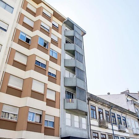 Elegant Studio W/ Ac & Balcony By Lovelystay Porto Exterior foto