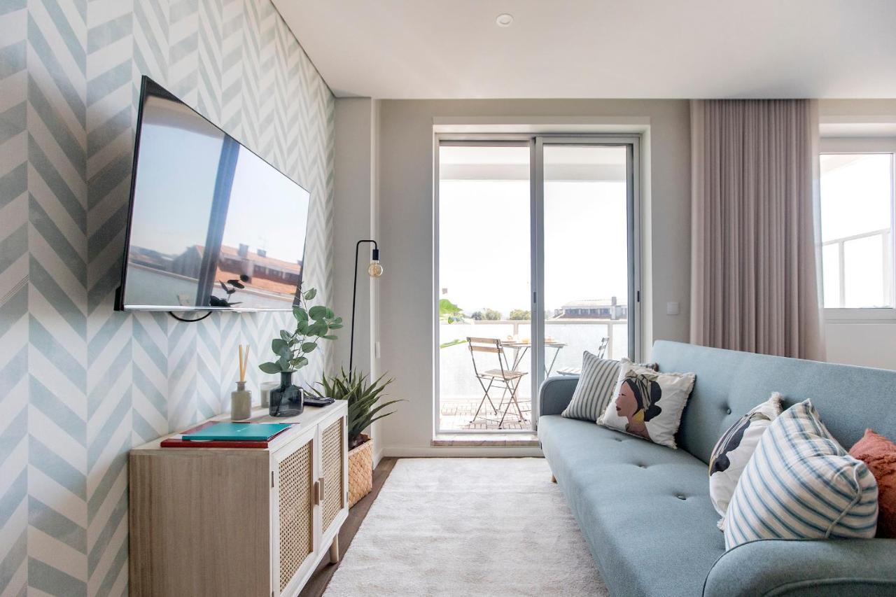 Elegant Studio W/ Ac & Balcony By Lovelystay Porto Exterior foto